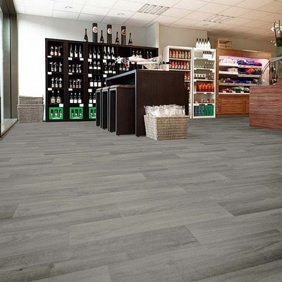 Wearproof Pvc Plastic Flooring Anti - Slippery / Anti - Scratch Environmental Friendly