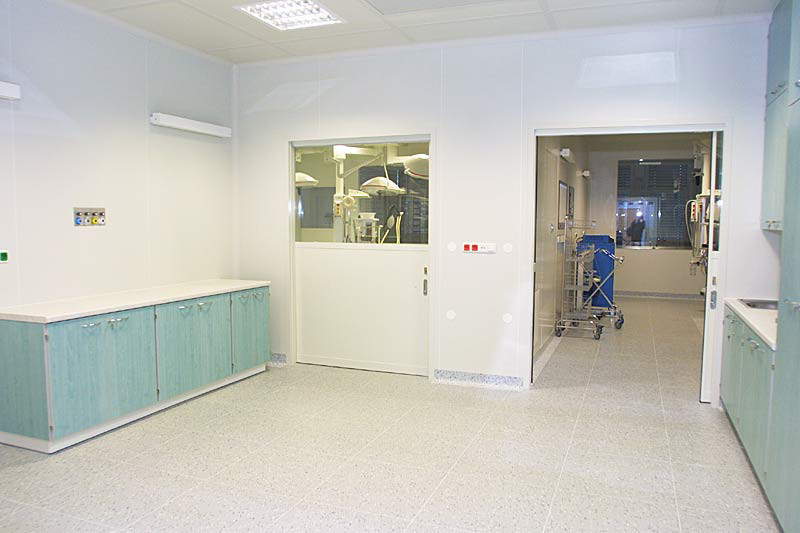 Multi - Color 2mm 3mm Thickness Esd Static Dissipative Flooring For Server Room